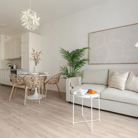 Magnolie Suite Presidential Garden Free Parking Bratislava Eksteriør bilde