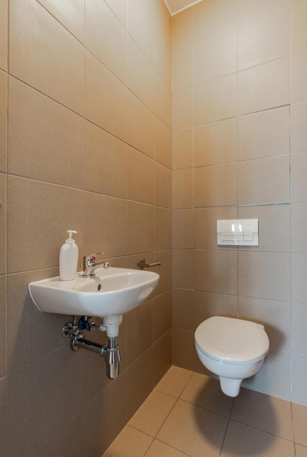 Magnolie Suite Presidential Garden Free Parking Bratislava Eksteriør bilde